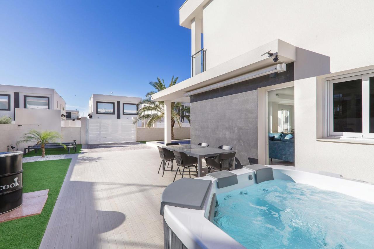 Casa Bos Dolpfin Wellness Luxury Entire Villa Pool & Jacuzzi Gran Alacant Near Beach Puerto Marino 外观 照片