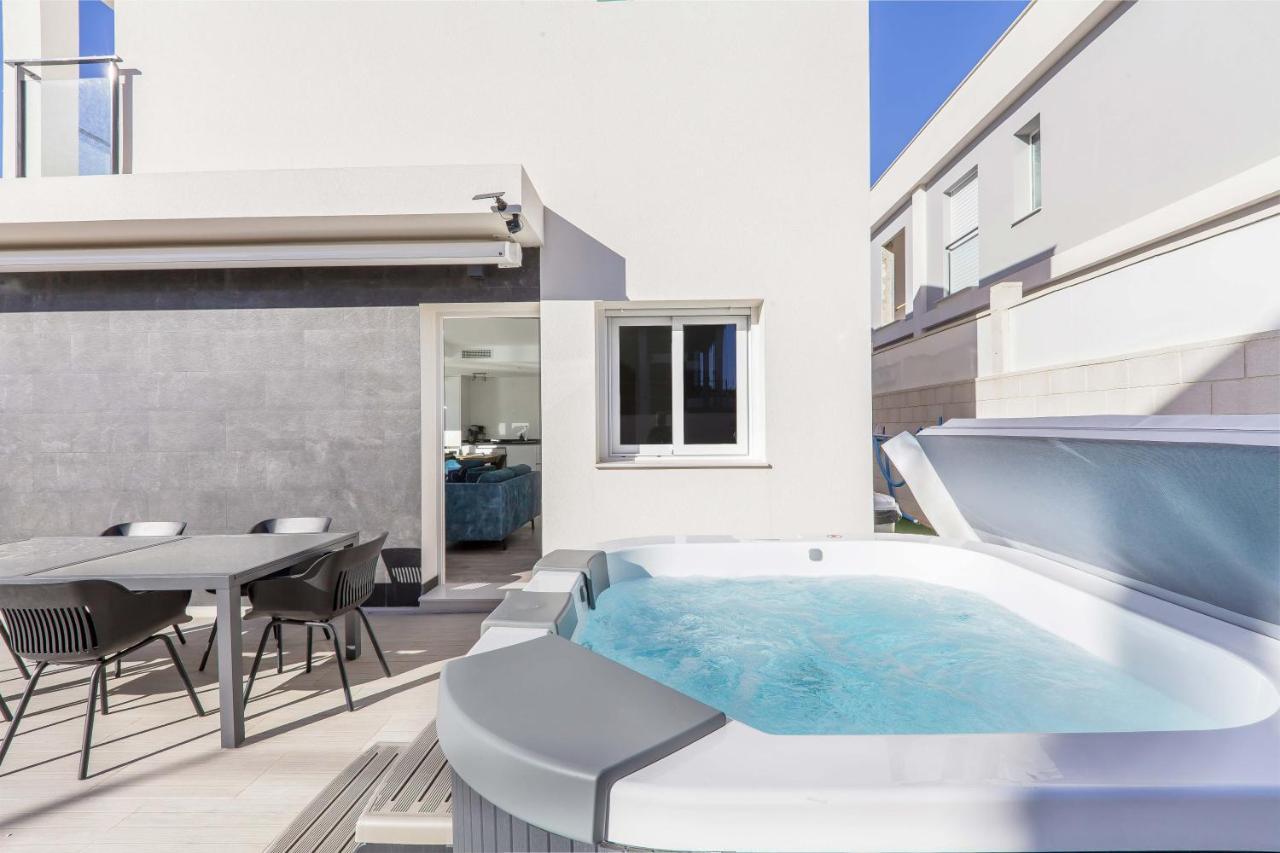 Casa Bos Dolpfin Wellness Luxury Entire Villa Pool & Jacuzzi Gran Alacant Near Beach Puerto Marino 外观 照片